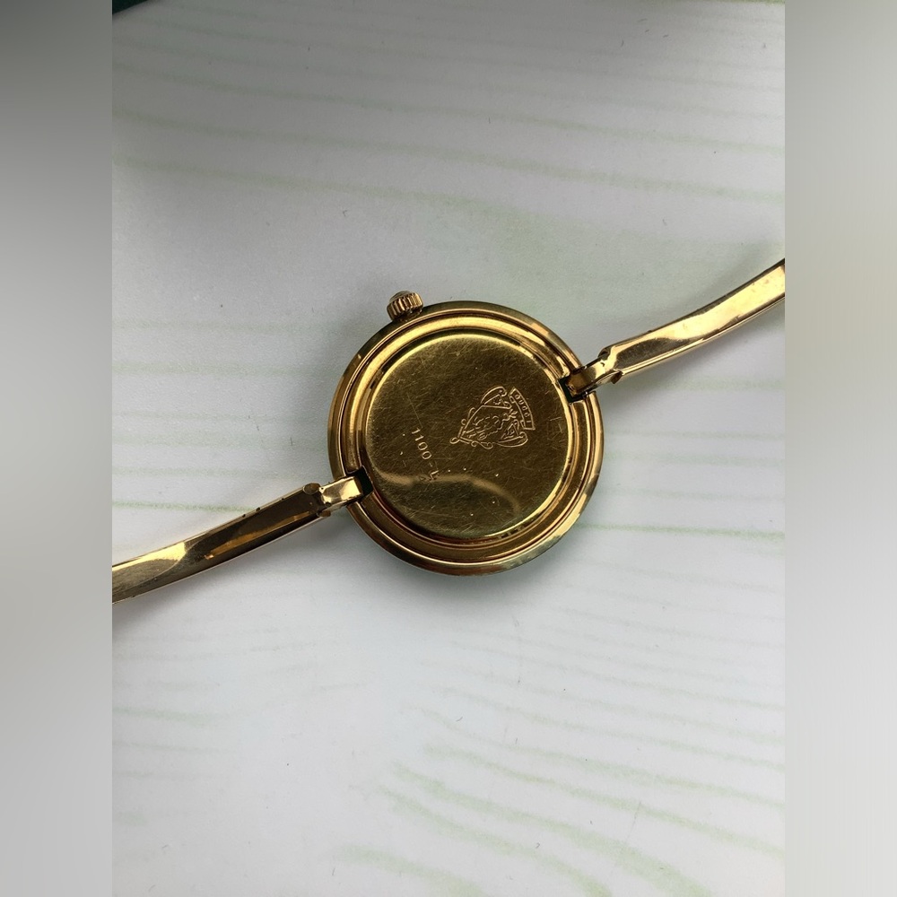 Authentic Gucci interchangeable bezel watch🌺🌼🌸🍀 - Picture 3 of 10